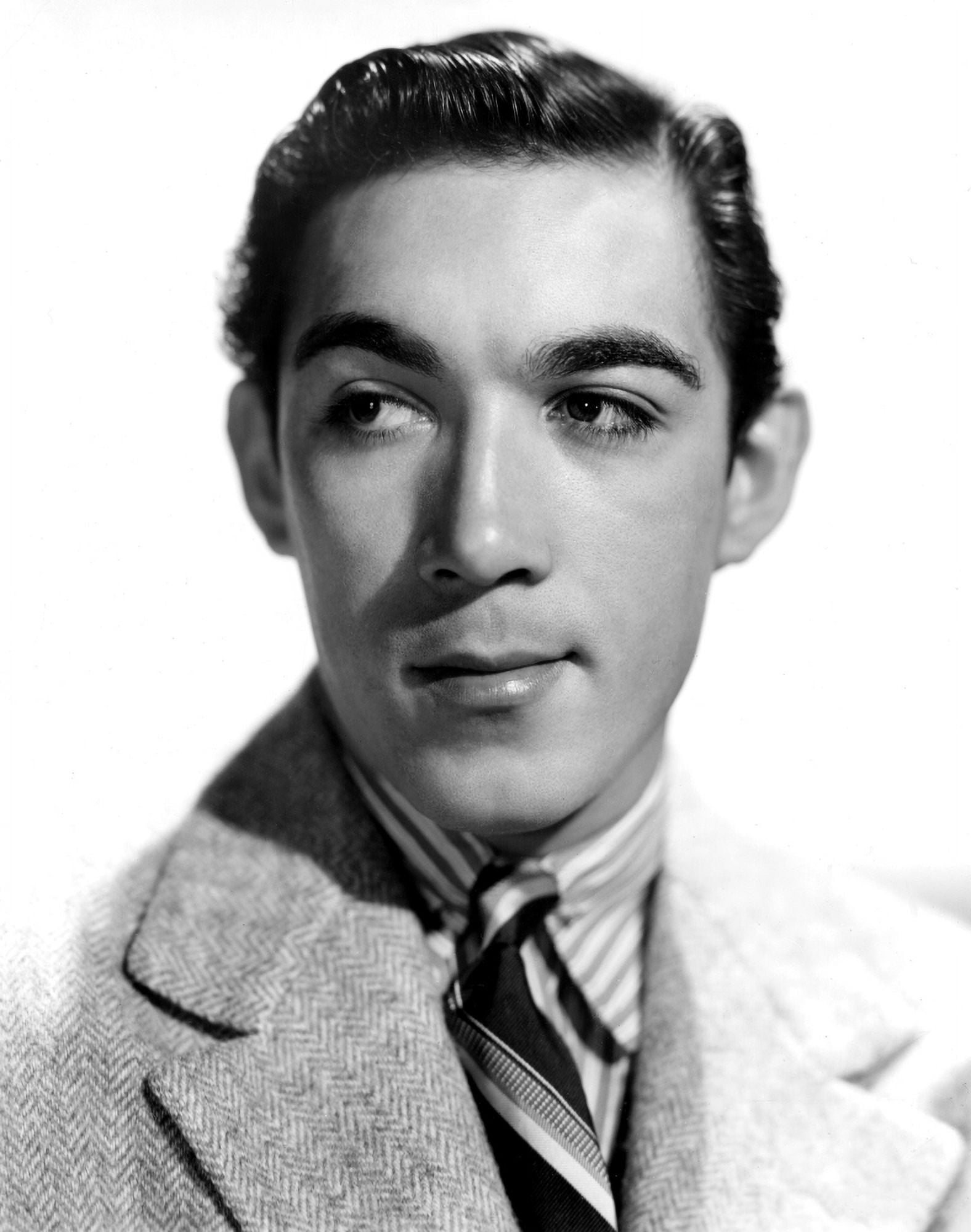 Anthony Quinn Canvas Art - (16 x 20)