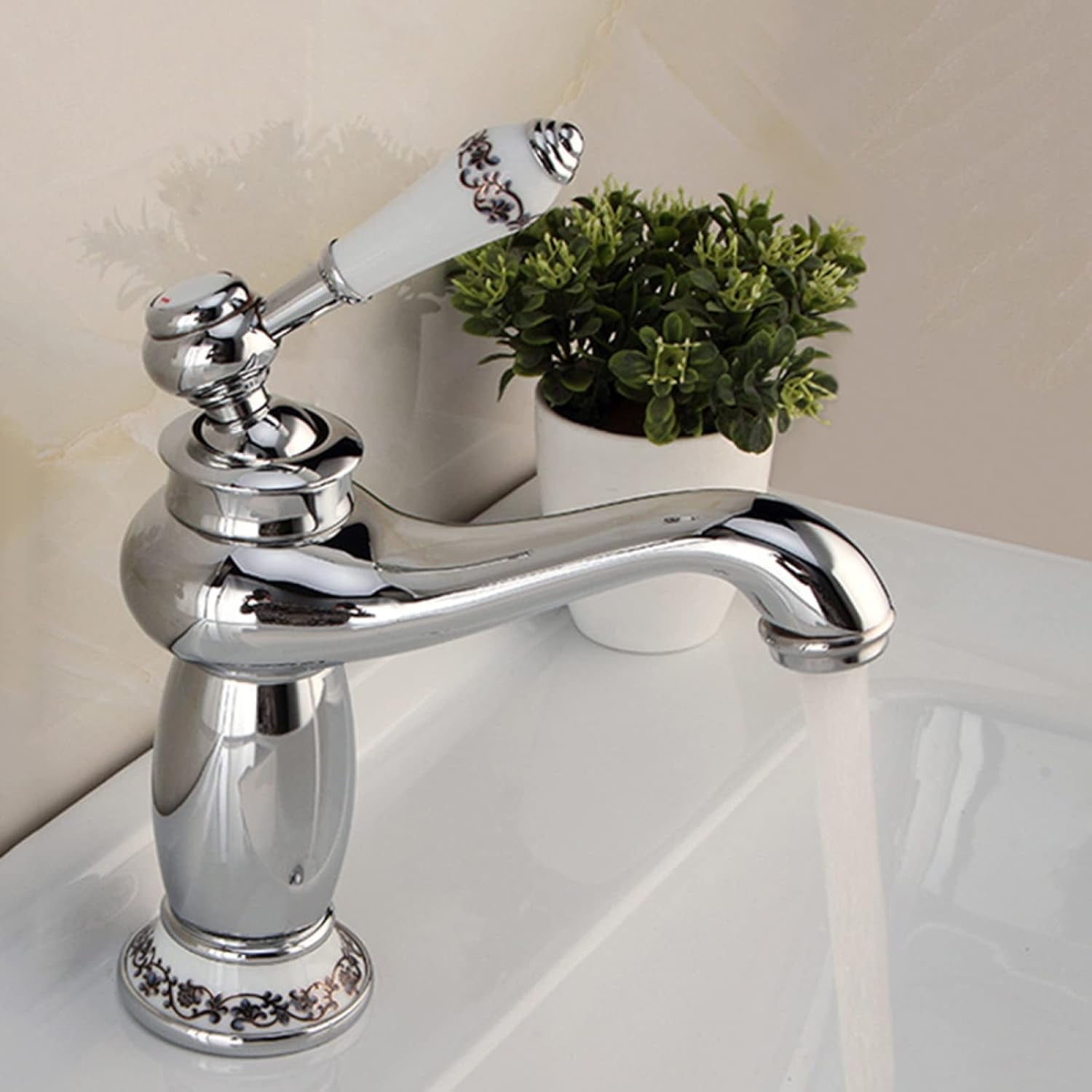 Antique Brass Bathroom Sink Faucet, Hot and Cold Water Mixer Tap, Vintage Bathroom Faucet, Single Handle Single Hole Bathroom Sink Faucet, Chrome