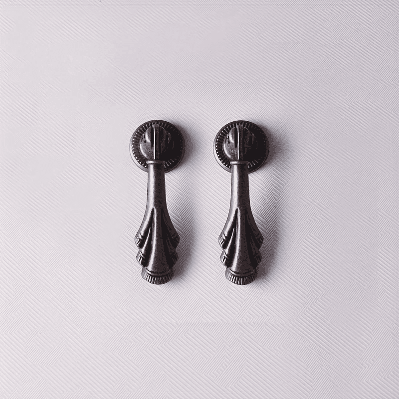 Antique Finish 4pcs Vintage Bronze Zinc Alloy Cabinet Handles - Ornate Design Polished Metal Knobs for Dressers, Wardrobes & Kitchen Cupboards