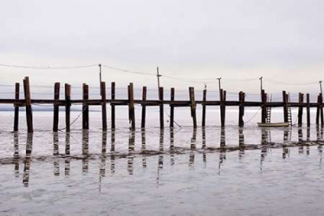 Antique Pier - 78 Canvas Art - Alan Blaustein (24 x 36)