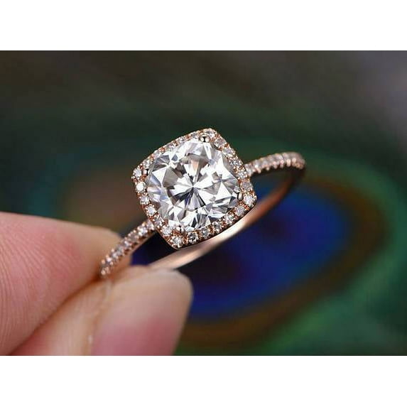 Antique Style 1.75 Carat Moissanite Diamond Halo Engagement Ring with 18k Gold Plating