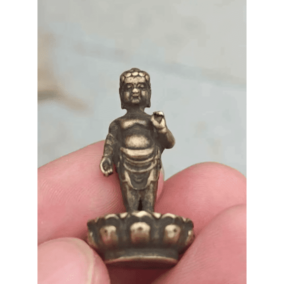 Antique brass mini Dharma Buddha sitting Buddha, Peace Zen Bodhisattva, meditation decorations Tibetan Buddhism Tathagata Miniature