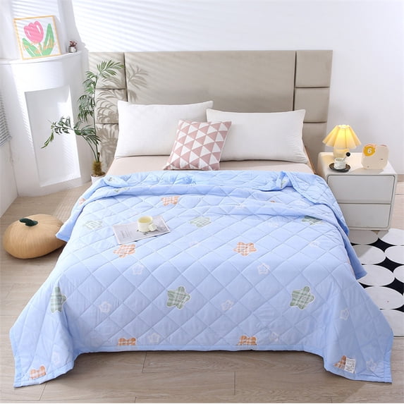 Antqov Washable Summer Quilt, 59x39" Breathable All-Season Blankets, Soft Microfiber Thin Cooling Quilts for Bed, Sofa, Office Supplies Gifts for Women