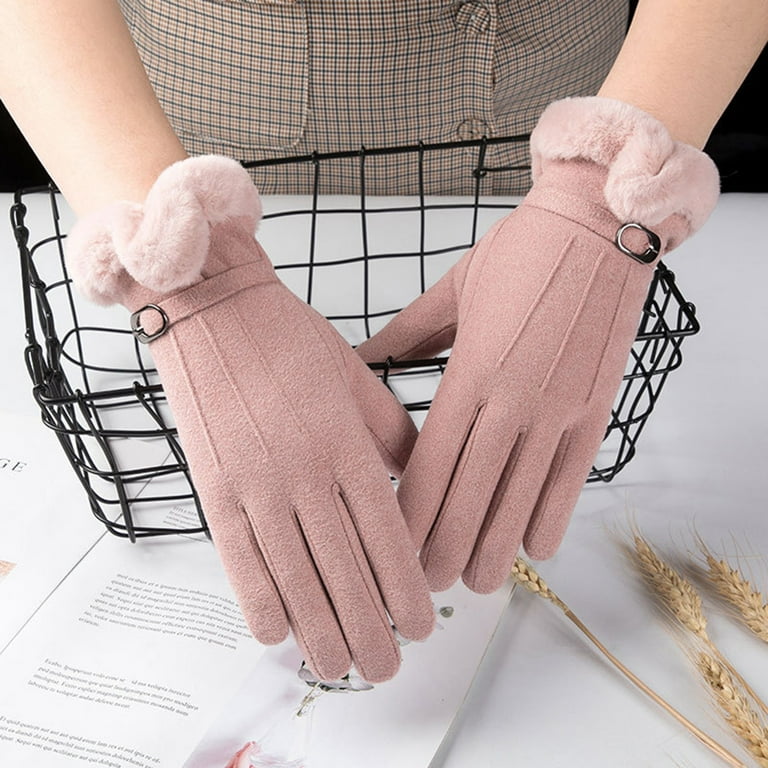 Light pink winter gloves clearance