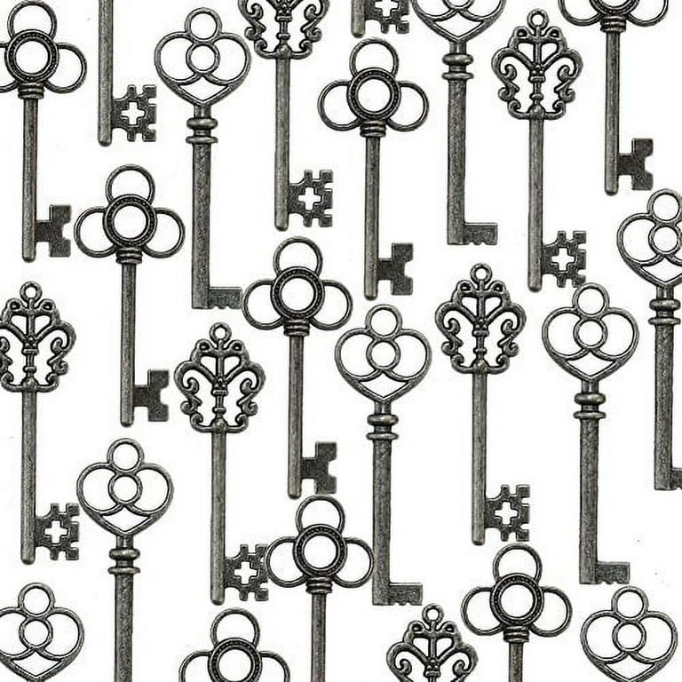 Aokbean Mixed Set of 30 Large Skeleton Keys in Antique Silver - Set of 30  Keys 