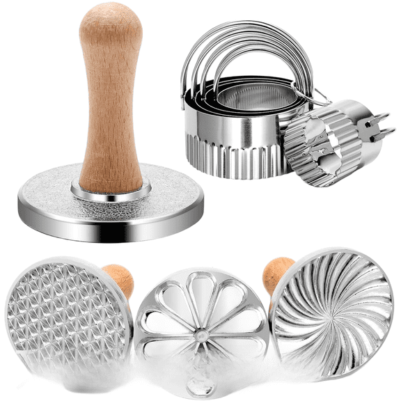 Aoqianlan 3 Piece Metal Cookie Set with Wooden Handle Smile Diamond Swirl Flower