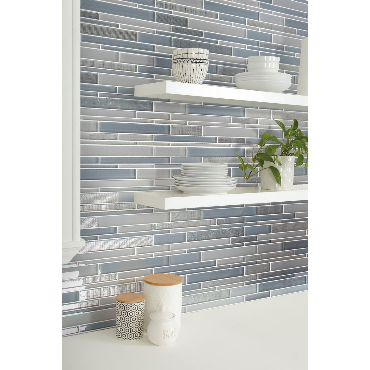 White and Blue Linear Glass Mosaic Tile for Walls