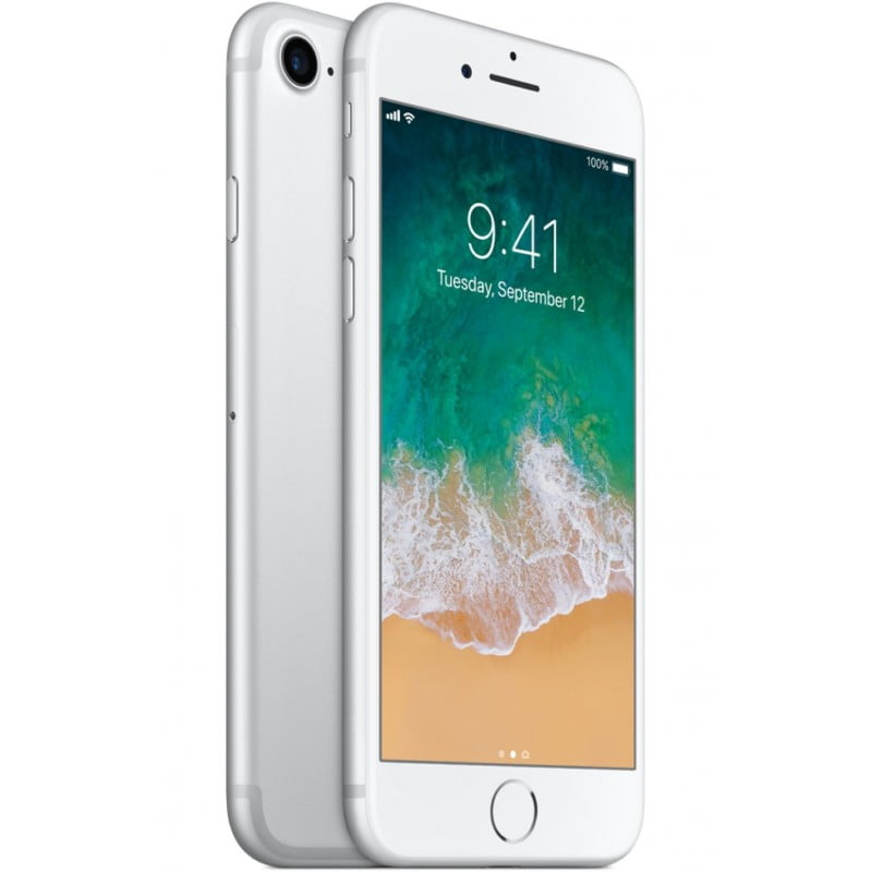 iPhone 7 Silver 128 GB au - スマートフォン/携帯電話