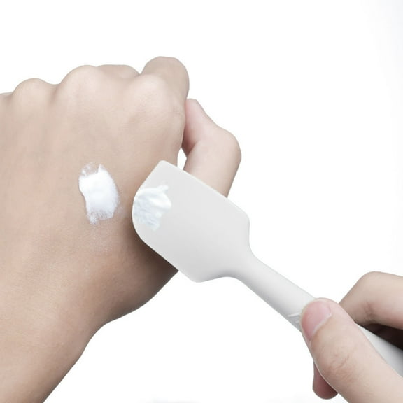 Applicator under $5! Xqxayjr Silicone Ointment Applicator, Portable Roller for Cream Lotion Skin Care Home Medical Use