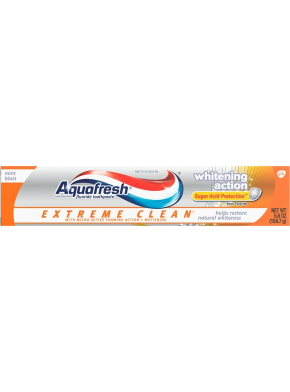 Aquafresh Extreme Clean Whitening Fluoride Toothpaste, Mint Blast, 5.6 Oz