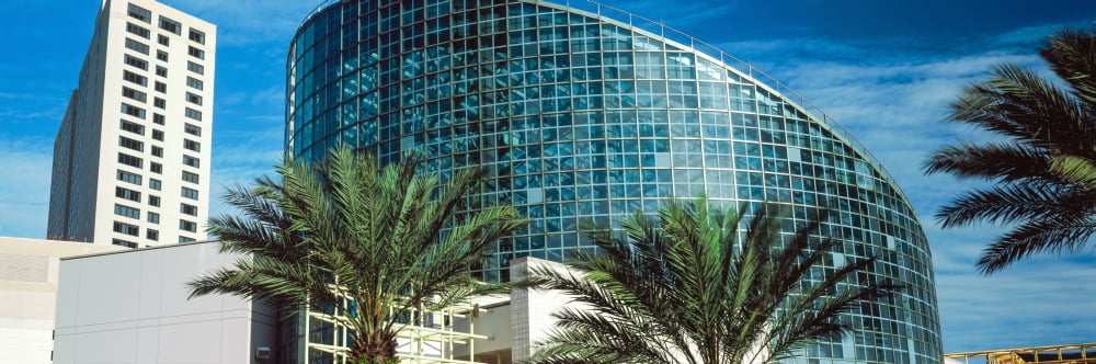 Aquarium in a city Audubon Aquarium of the Americas New Orleans Louisiana USA Canvas Art - Panoramic Images (36 x 12)