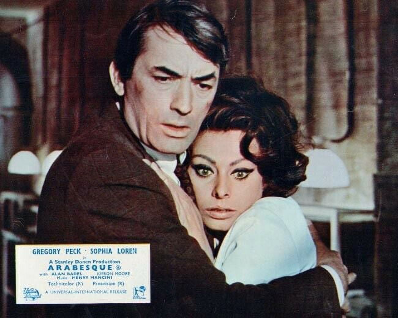 Arabesque Gregory Peck embraces Sophia Loren 8x10 inch photo - Walmart.com