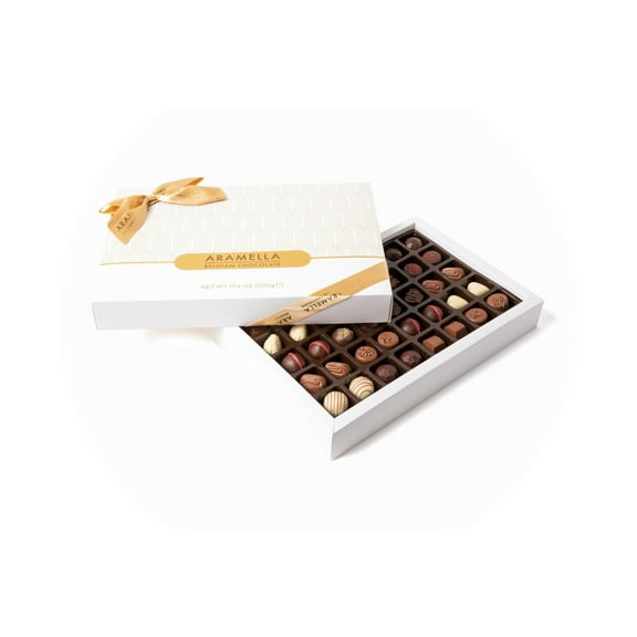 Aramella Belgian Chocolate White Box (40 Pieces / 17.6oz)