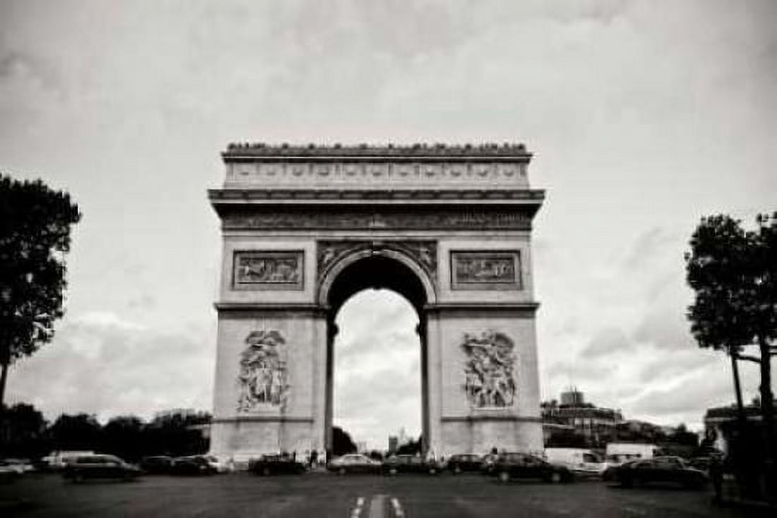 Arc de Triomphe I Canvas Art - Erin Berzel (24 x 36)