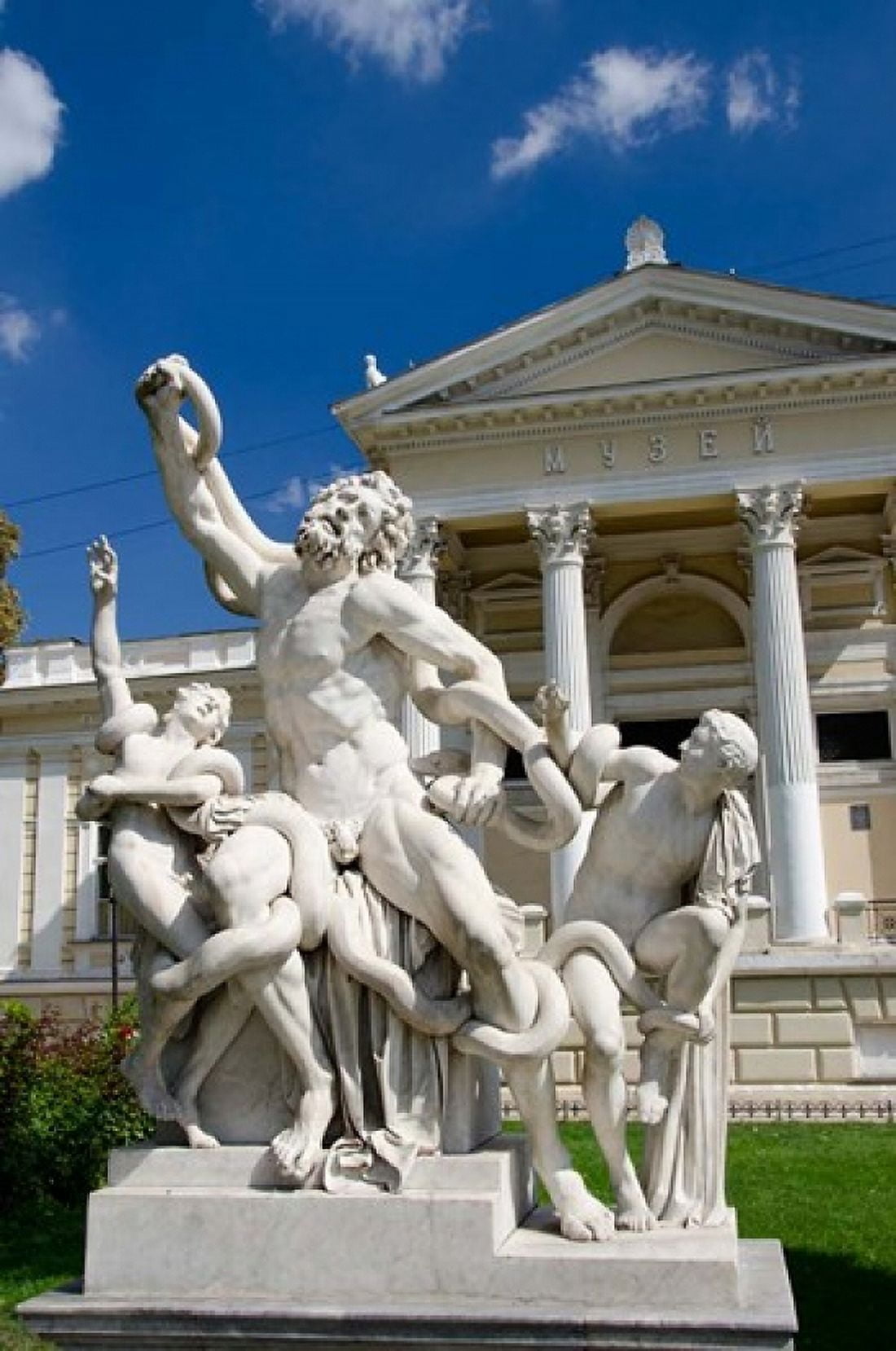 Archaeological Museum Odessa Ukraine Canvas Art - Cindy Miller Hopkins DanitaDelimont (17 x 25)