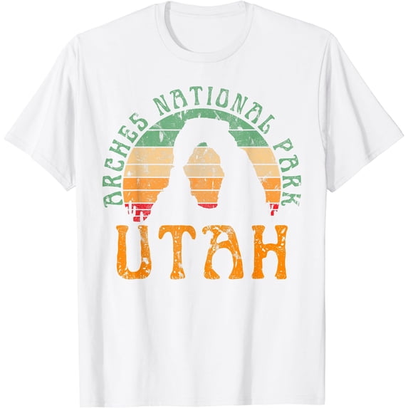 Arches National Park Utah Desert Arch Retro Sunset Vintage T-Shirt