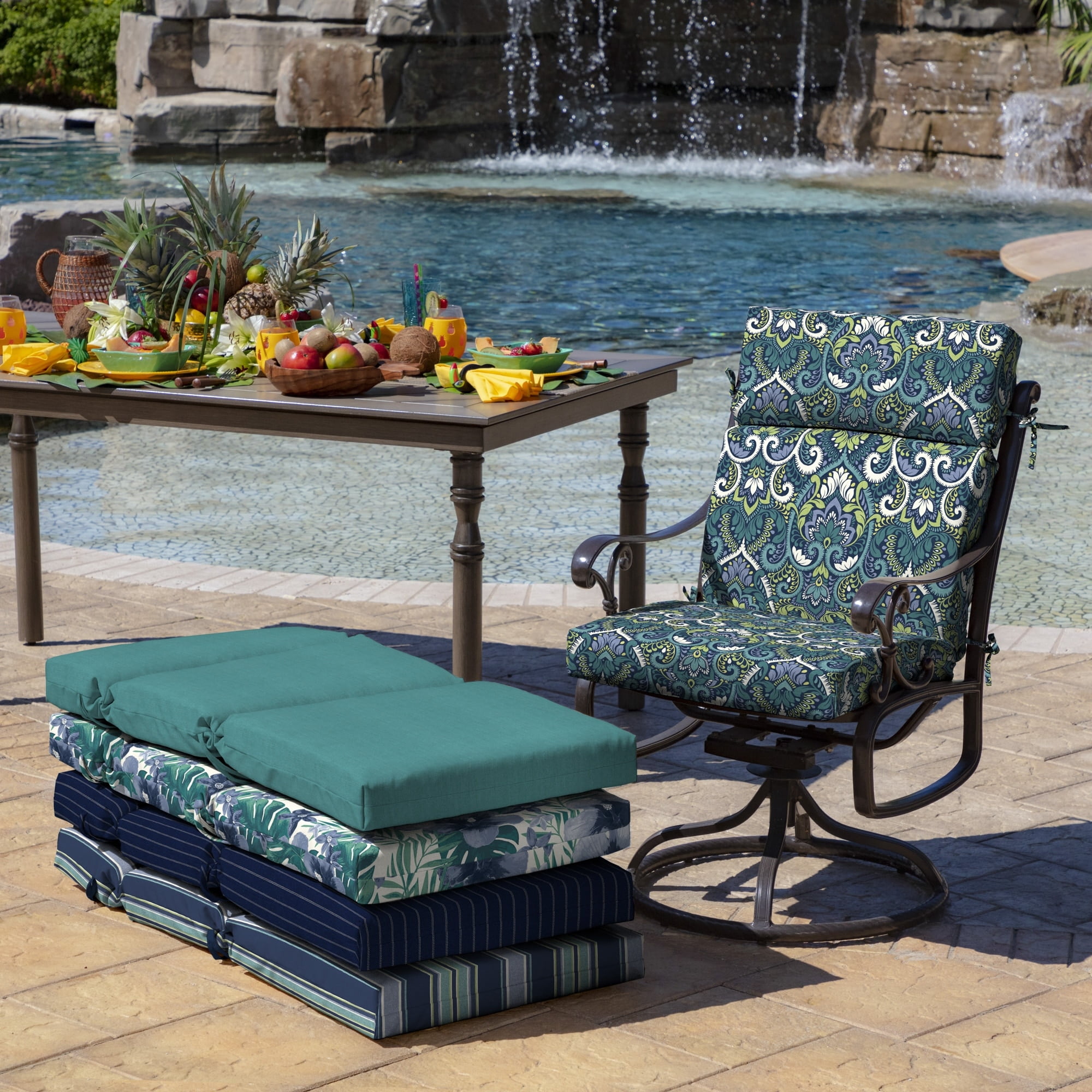 Sapphire Aurora Blue Damask Outdoor Dining Chair Cushion