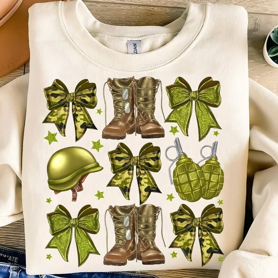 Army Coquette Sweatshirt – Military-Inspired Crewneck with Camo Bow, Soldier Boots and Patriotic Girl Power Theme BTO