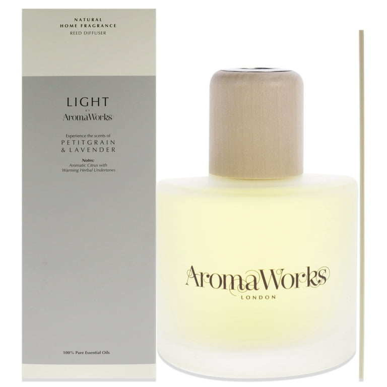 AromaWorks Light Range - Petitgrain & Lavender Reed Diffuser 200ml AromaWorks Light Range - Petitgrain & Lavender Reed Diffuser 200ml
