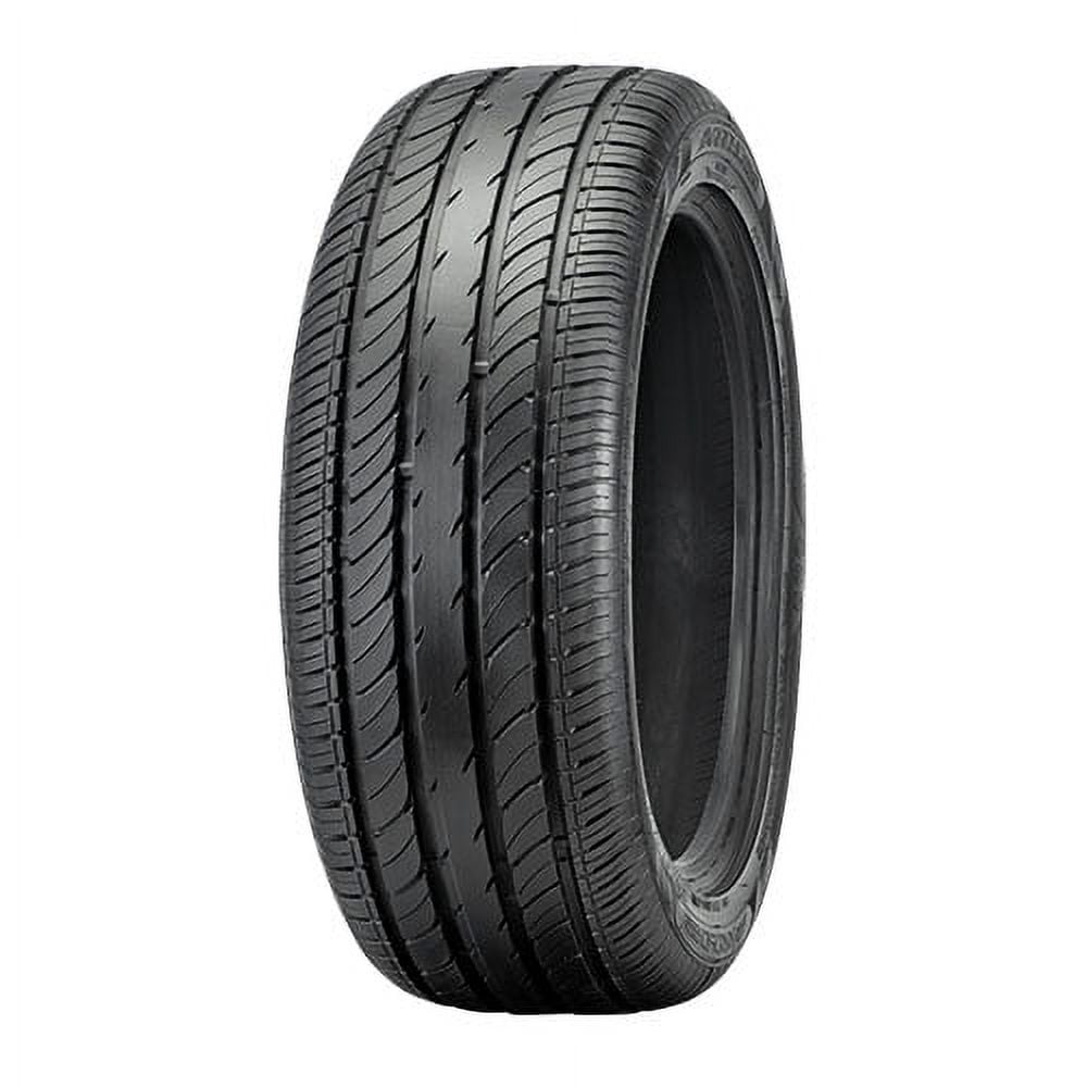 Arroyo Grand Sport 2 P235/45R17 97W XL Tire