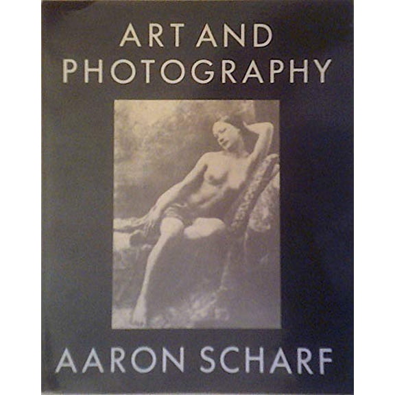 Pre-Owned Art and Photography, Used [Paperback]