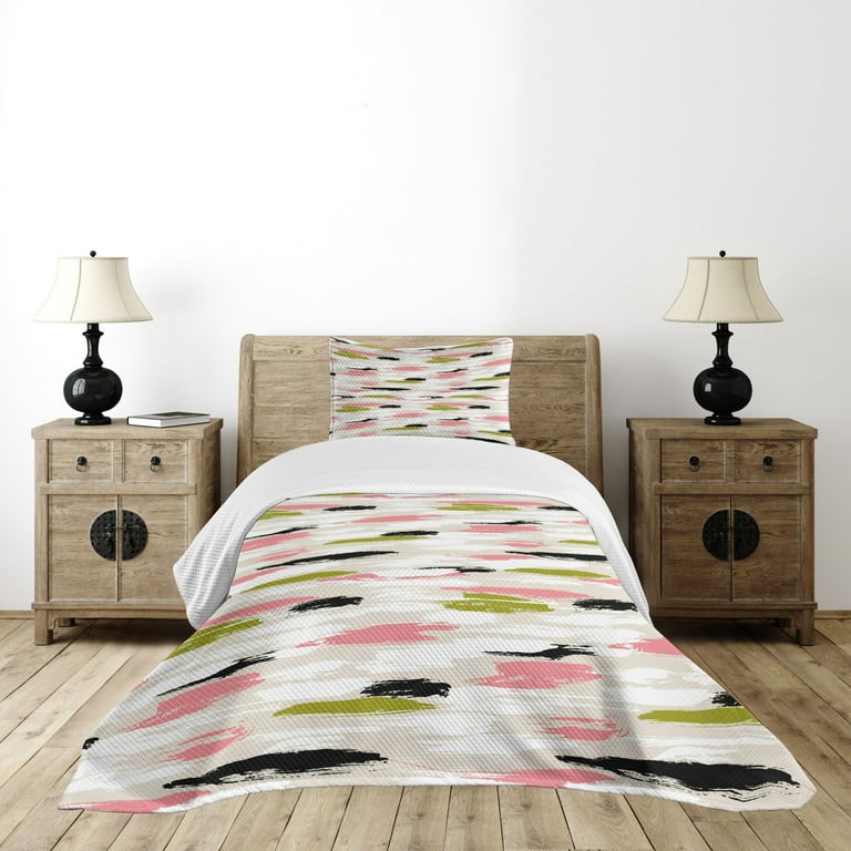 Thick quilted bedspread store