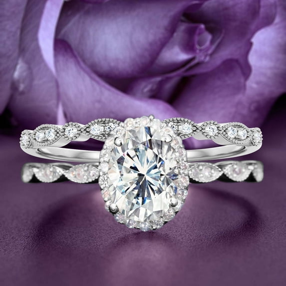 Art Deco 2.25 Carat Oval Cut Diamond Moissanite Classic Engagement Ring, Halo Wedding Ring in 925 Sterling Silver With 18k White Gold Plating Gift For Her, Bridal Set, Matching Band, Promise Ring