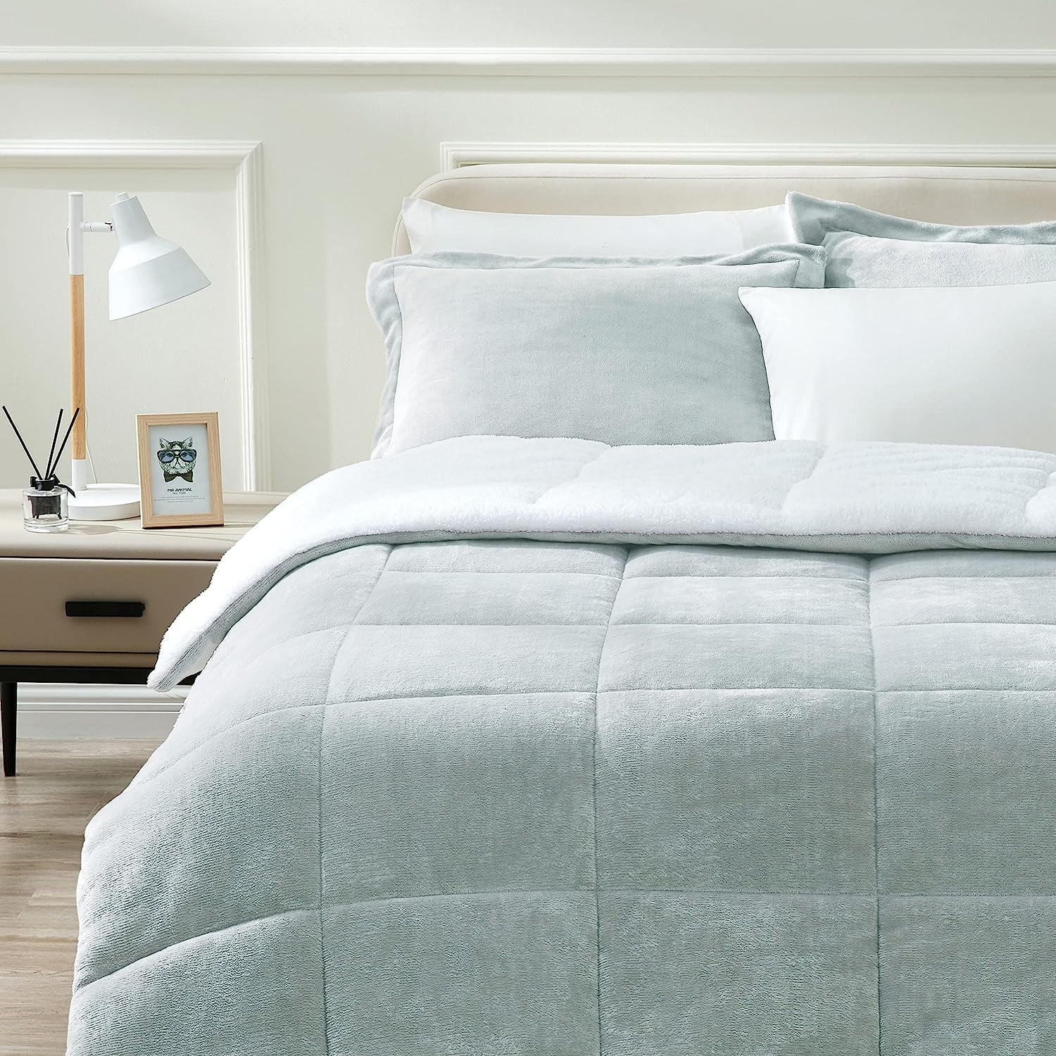 Art Demo Home Sherpa Fleece Fall Warm Ultra Soft Hypoallergenic