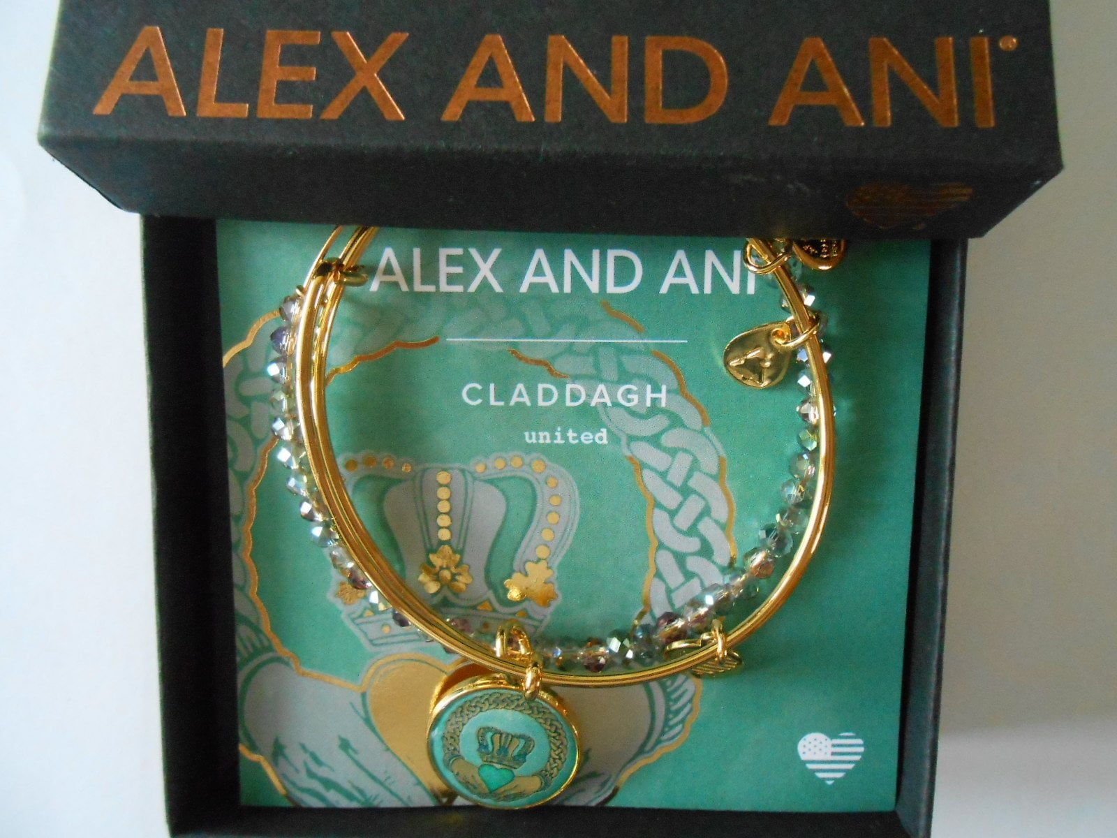 Art Infusion, Claddagh II Set Bangle Bracelet