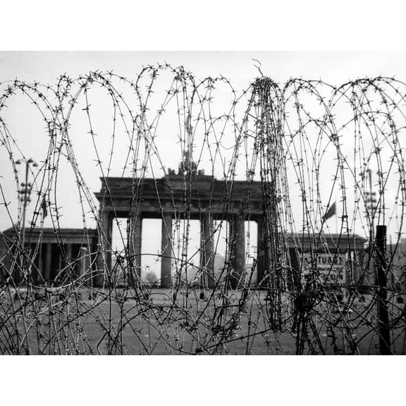 Art.com Berlin's Brandenburg Gate Photo, 16" x 12"