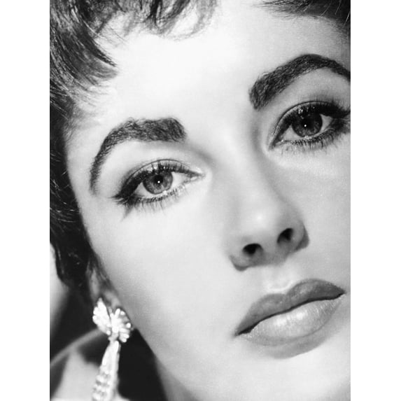 Art.com Elizabeth Taylor, Ca. Mid-1950s Photo, 12" x 16"