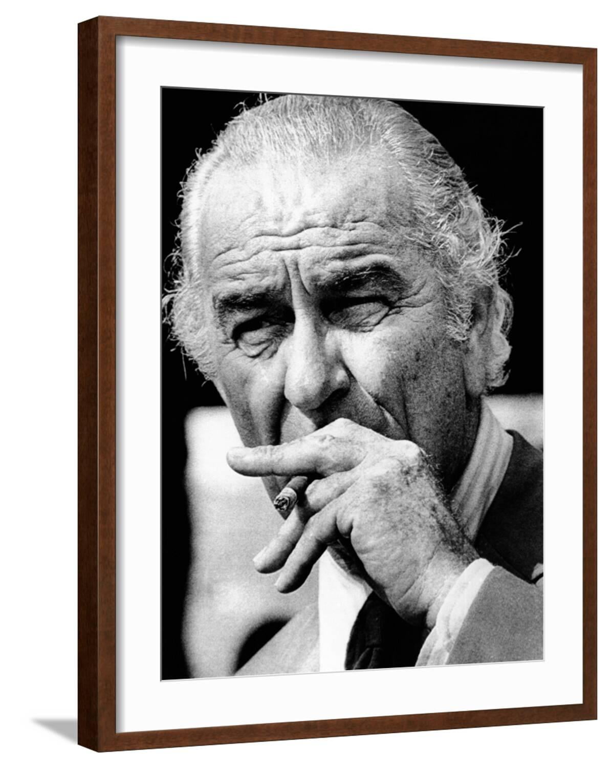 presidents who smoked tobacco Blowing Smoke: A History of and U.S. Politicians Aaron Shikler, Portrait Artist Known