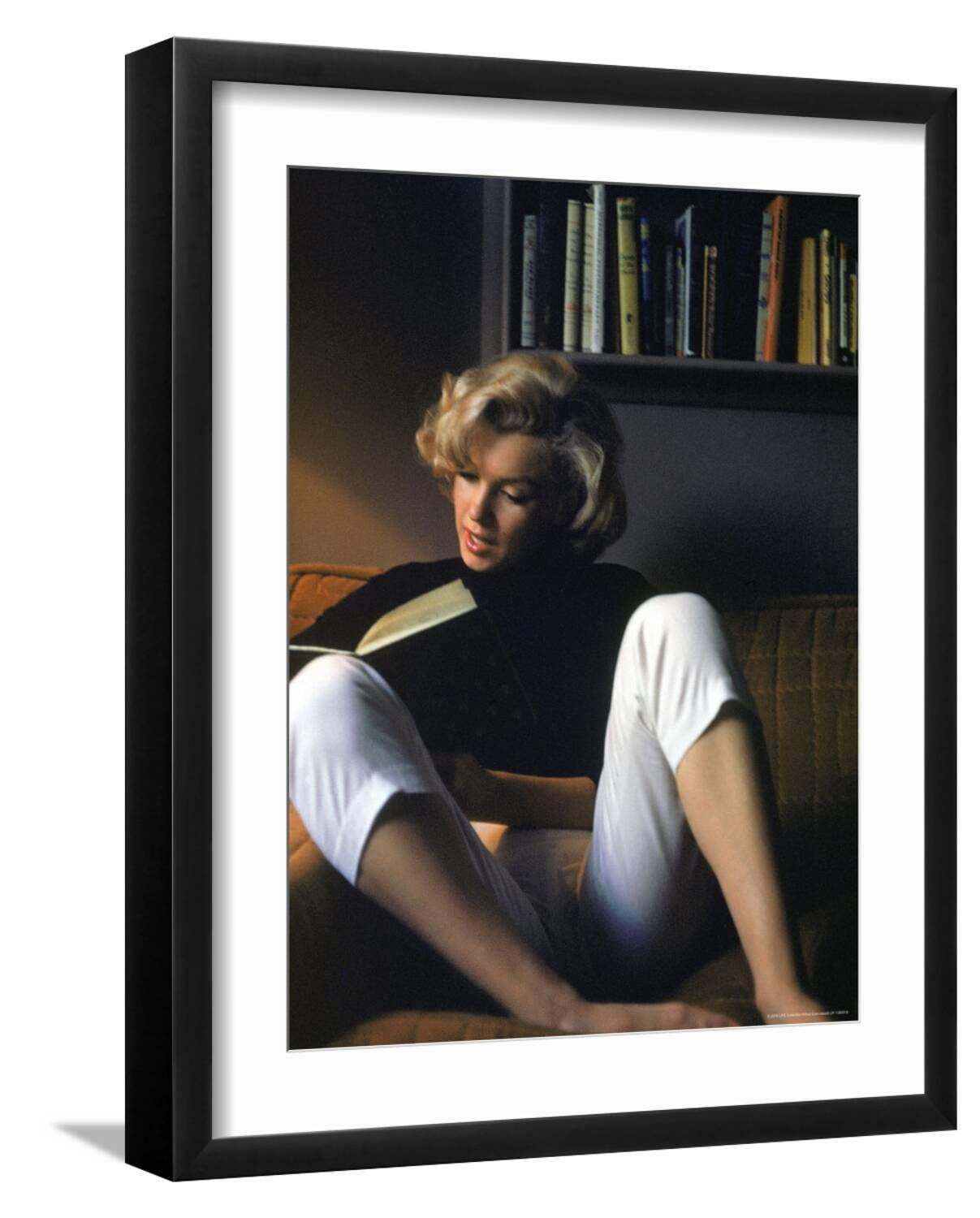 Marilyn Monroe Reading Black Framed Canvas Print