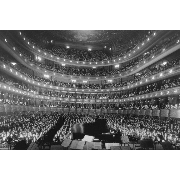 Art.com Metropolitan Opera House During a Concert by Pianist Josef Hoffmann, Nov Premium Photographic Print, 18" x 12"