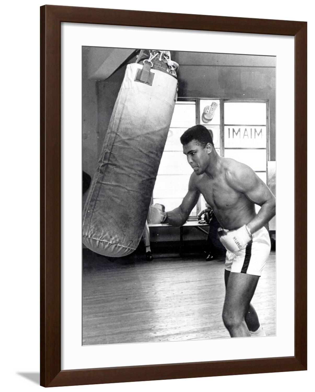 Art.com Muhammad Ali Training at the 5th Street Gym, Miami Beach, 27 ...