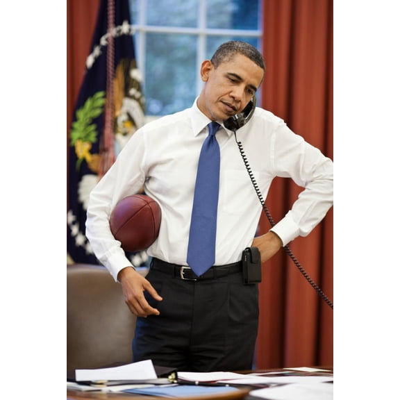 Art.com President Obama on the phone with House Speaker John Boehner:Oval Office, April 8, 2011 Photo, 16" x 24"