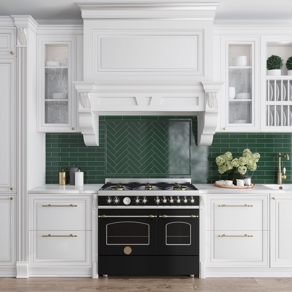 Arte Green Matte Ceramic Pencil Tile Trim Set