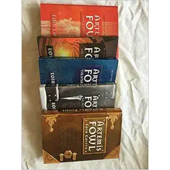 Pre-Owned Artemis Fowl Box Set (Artemis Fowl / The Arctic Incident / The Eternity's Code / The Opal Deception / The Lost Colony), 9780545010092, 0545010098, Paperback,