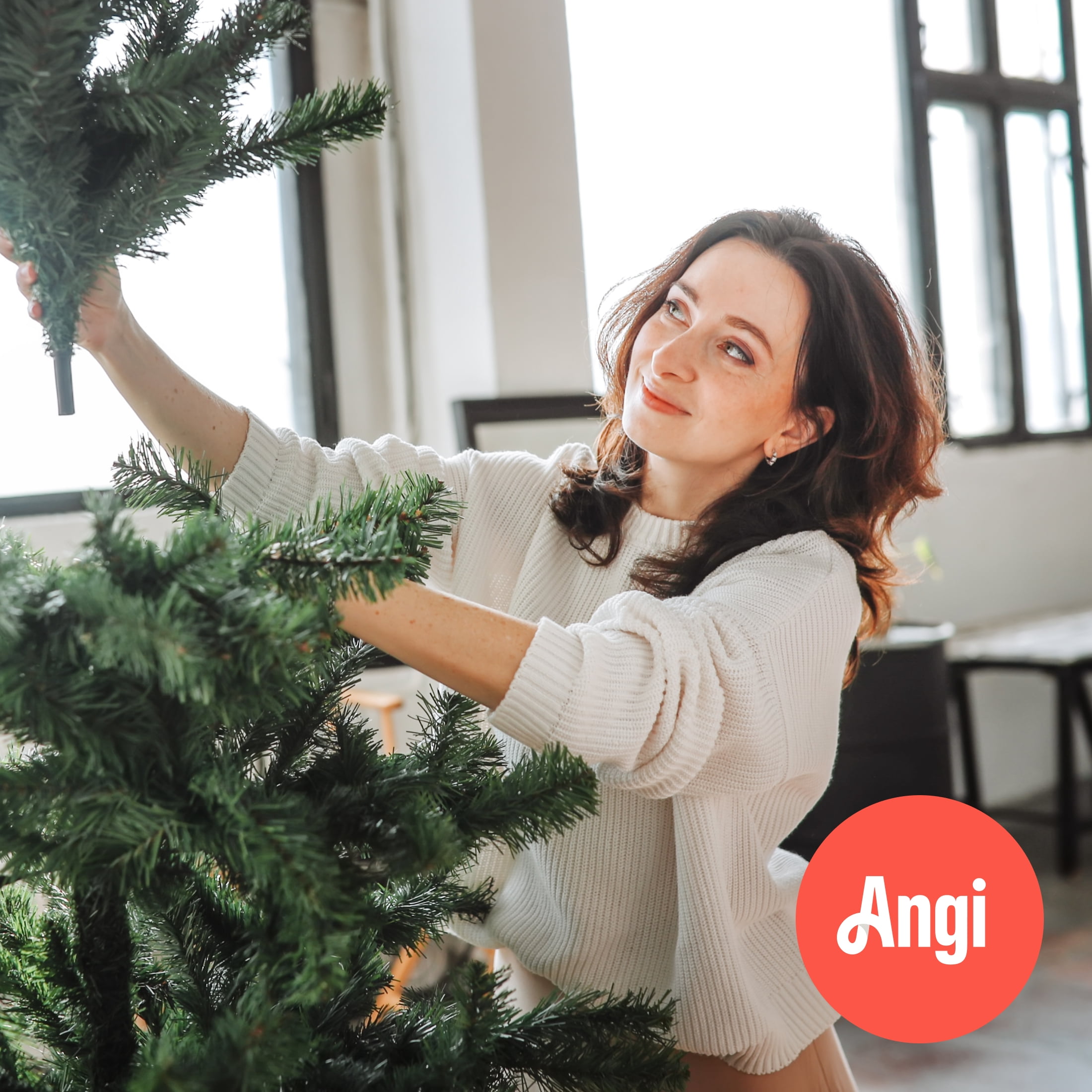 Artificial Christmas Tree Assembly & Tear Down Service
