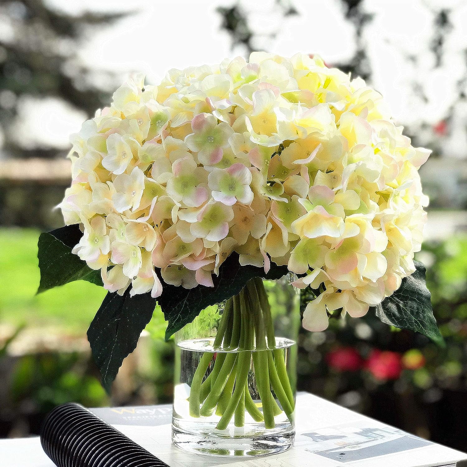 Sunjoy Tech Bouquet Holder - Flower Bouquet Holder, Bridal Bouquet Handle  for Flower Arrangement Wedding Bouquet Supplies, Green Foam, 3.4 x 7 x 3.4