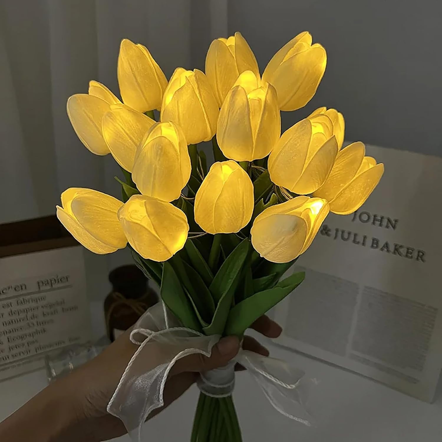 Artificial Tulip Flowers LED Lights Fake Tulips Bouquet Battery Powered Real Touch Led Night Light for Home Office Table Centerpiece Wedding