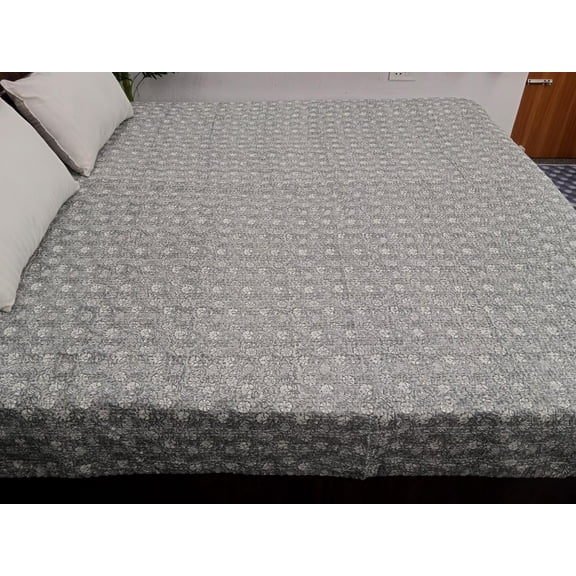 Artisan Cotton Kantha Quilt – Grey Floral Bed Quilt, Soft & Breathable Twin Size