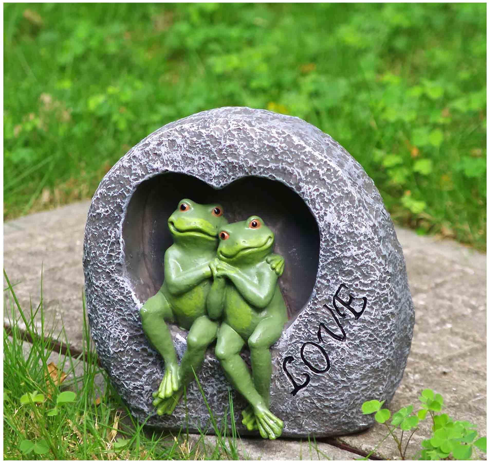 7.09'' Green Resin Lover Frog Garden Statue with Heart
