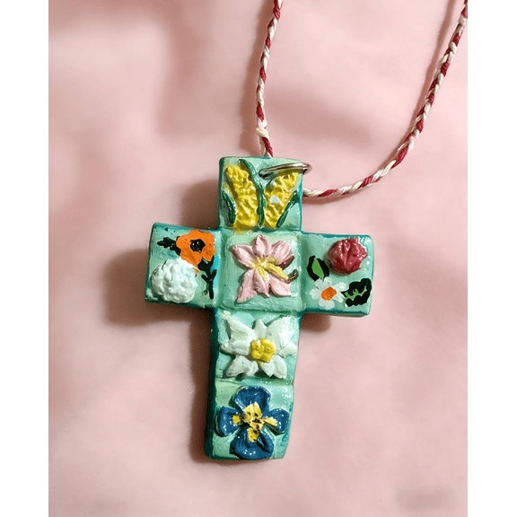 Artisan Resin Cross with Flower Symbolism - Handcrafted Christian Cross Adorned with Basil, Iris, Carnation and More, Each Bloom Representing Virtues Like Faith, Love