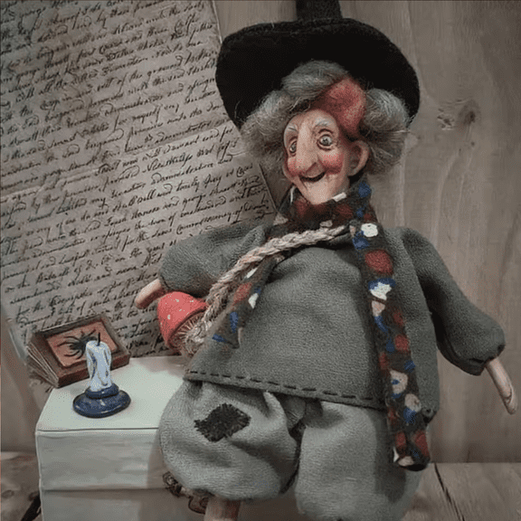 Artisanal Kitchen Witch Figurine - Handmade Resin Sculpture for Protection & Blessings - Quirky Kitchen Decor