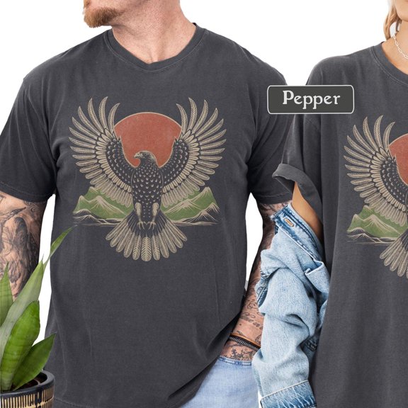Artistic Hawk T Shirt Unisex Retro Nature Graphic Tee Faded Boho Bird Shirt Mountain Eagle