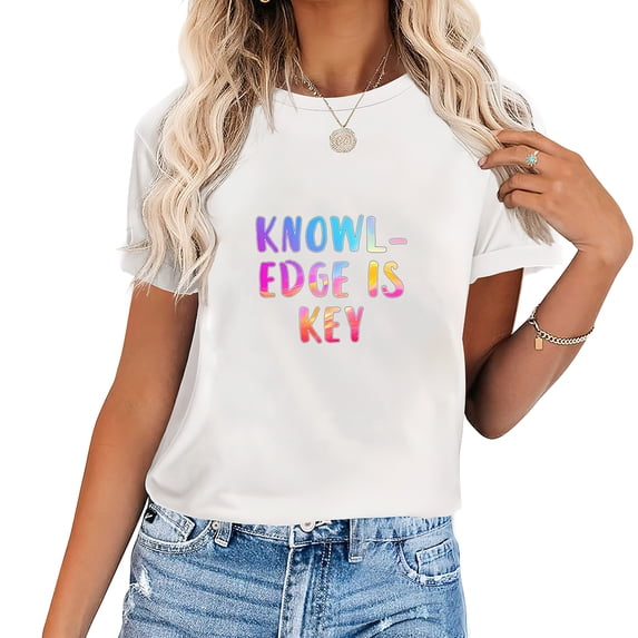 Artistic Mind Back to School Gifts Fashionable Graphic Tee for Women - Comfortable and Trendy Top