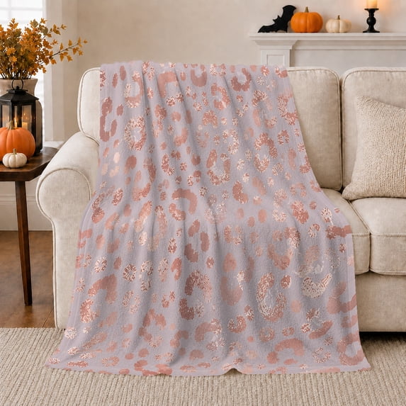 Artistic Pink Gray Leopard Print Pattern Romantic Style, Cozy Artistic Scene, Warm Flannel Blanket for Cabin and Lodge, Wildlife Lovers Valentine's Day Gift, Artistic Home Decor