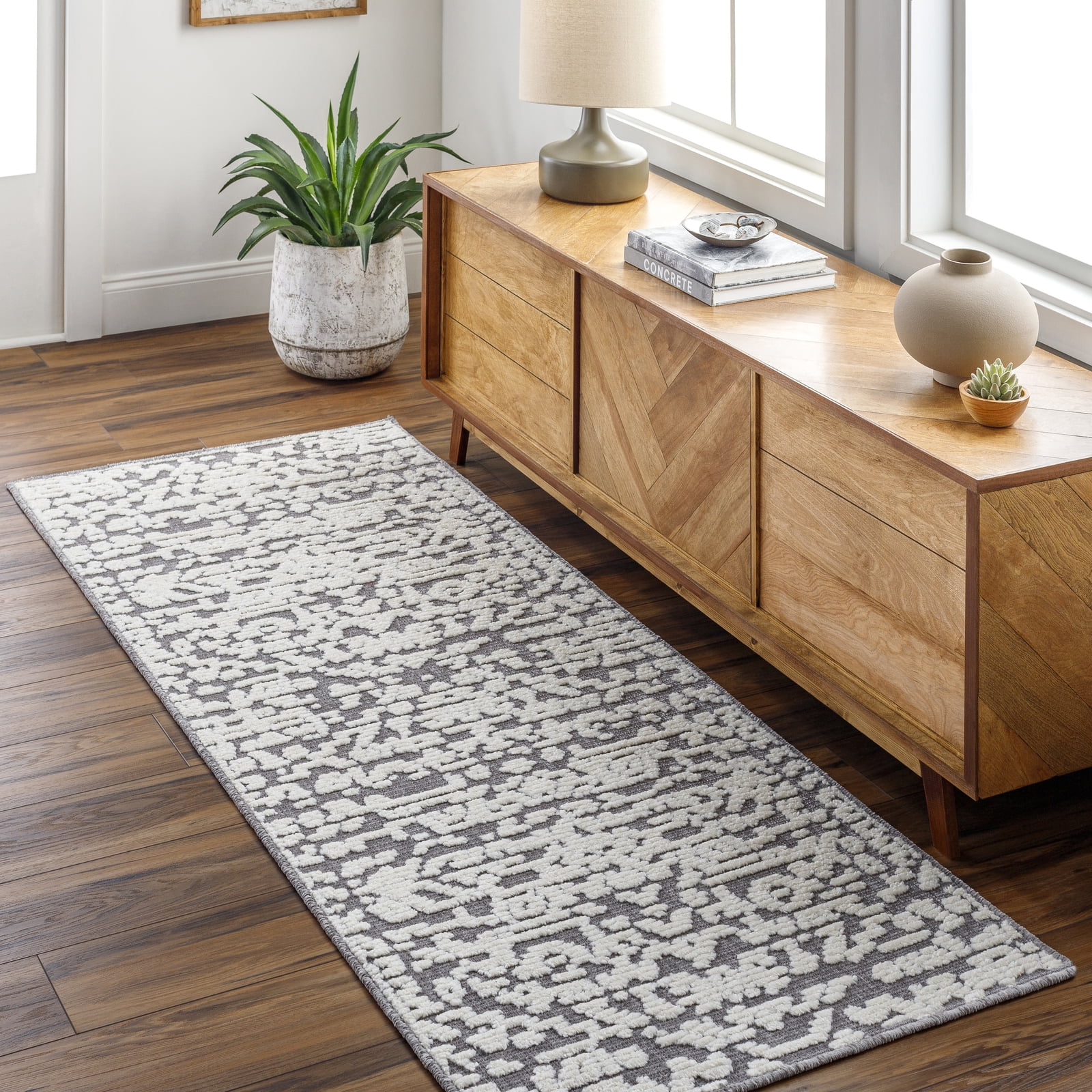 Artistic Weavers  Gray/Cream 2'6" x 8'  Machine Washable Runner Area Rug