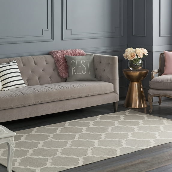 Artistic Weavers Vogue Everly 2' x 3' Rectangular Area Rug